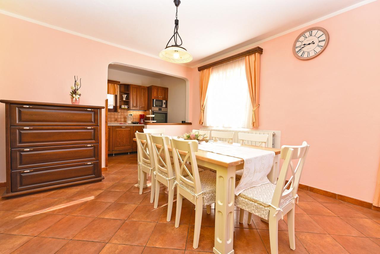 Apartment Modrusani 1561 Žminj Eksteriør bilde