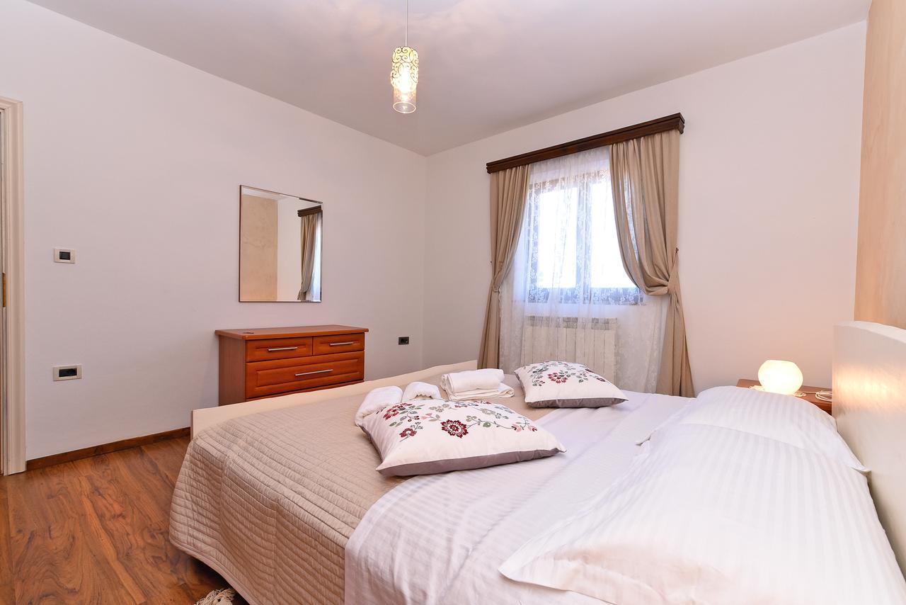 Apartment Modrusani 1561 Žminj Eksteriør bilde