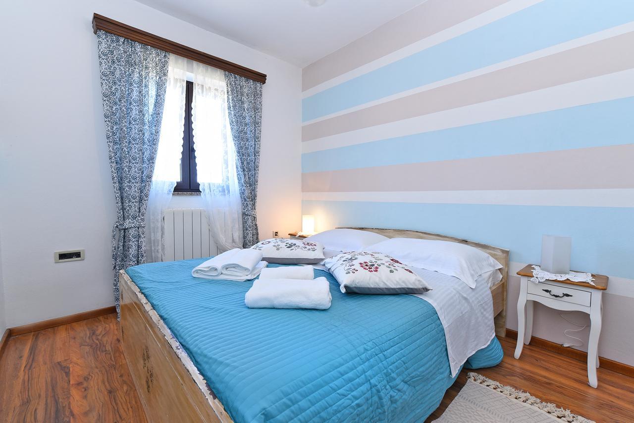 Apartment Modrusani 1561 Žminj Eksteriør bilde