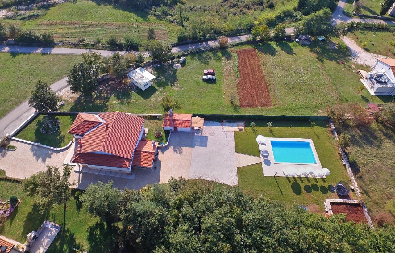 Apartment Modrusani 1561 Žminj Eksteriør bilde