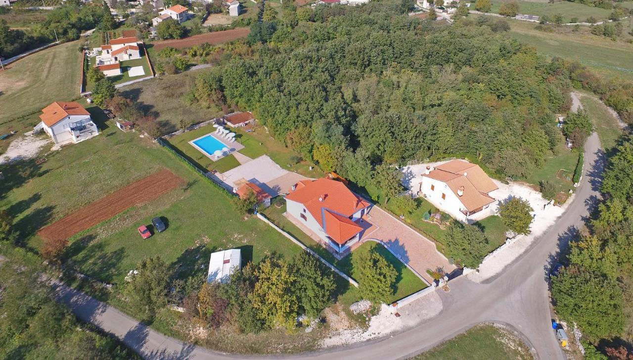Apartment Modrusani 1561 Žminj Eksteriør bilde