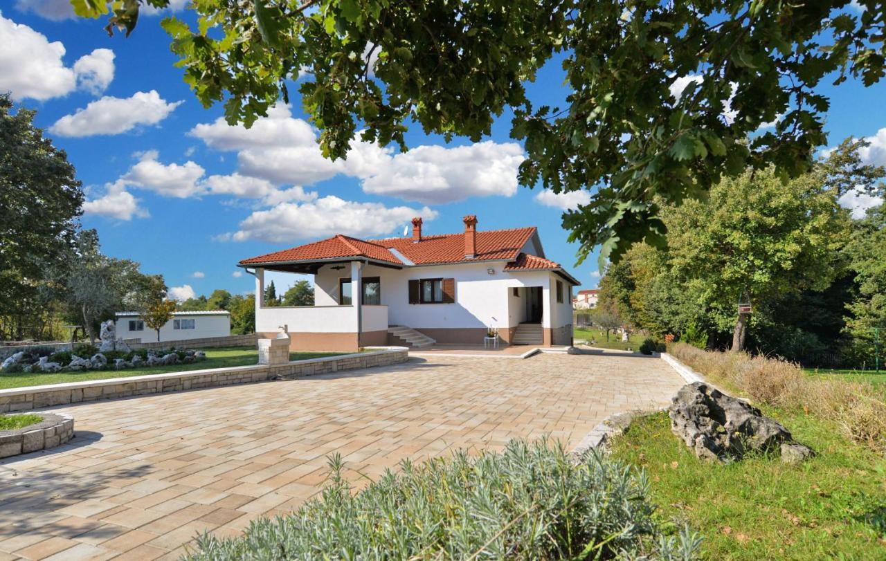 Apartment Modrusani 1561 Žminj Eksteriør bilde